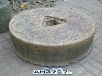 藏品(磨粉石磨)的圖片